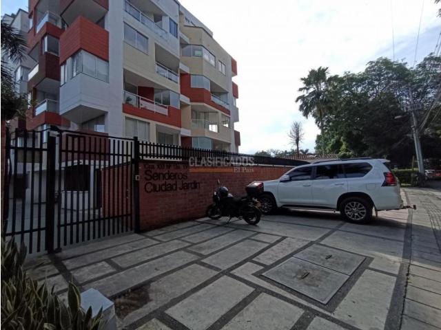 Apartamentos, Venta en Ciudad Jardín