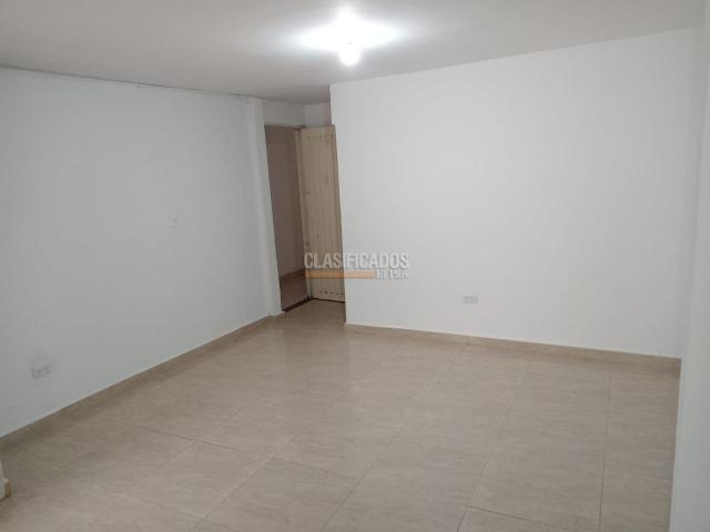 Casas, Venta en El Jardín