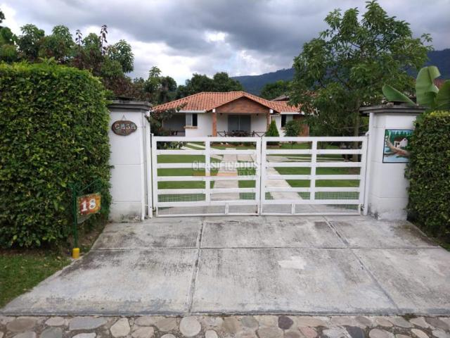 Casas, Venta en Pie de Cuesta