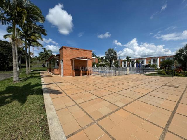 Apartamentos, Venta en Pereira