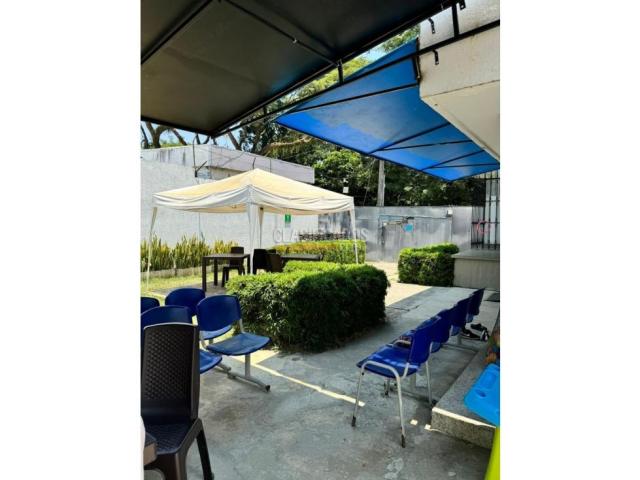 Casas, Alquiler en Ciudad Jardín