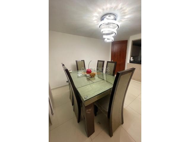 Casas, Venta en 3 de Julio