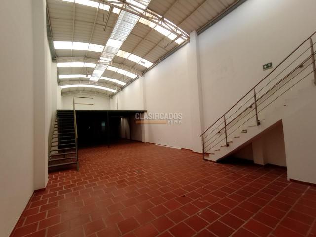 Locales y Bodegas, Venta en Bretaña