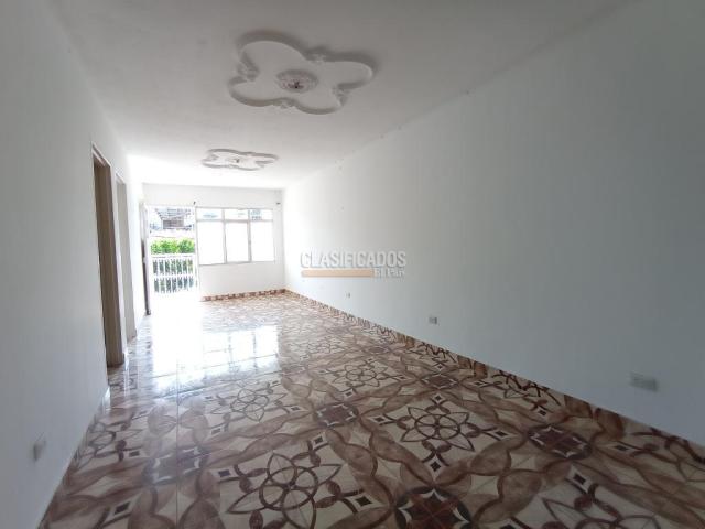 Casas, Alquiler en El Paraíso