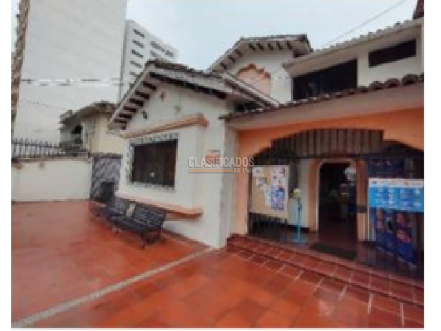 Casas, Alquiler en Versalles