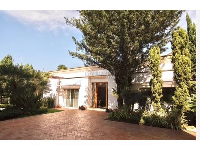 Casas, Venta en La Flora