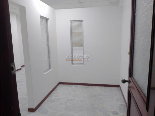 Oficinas y Consultorios, Venta en Versalles