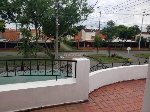 Casas, Venta en La Hacienda