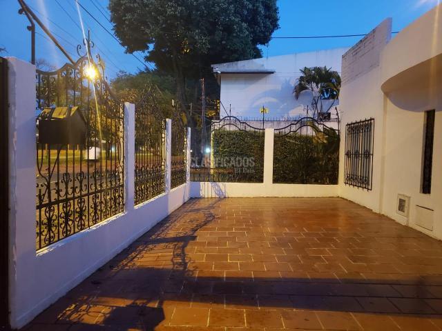 Casas, Venta en La Hacienda