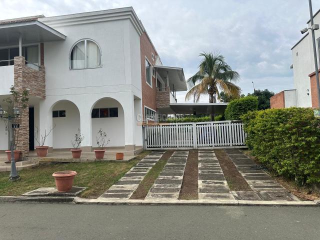 Casas, Venta en Aguablanca