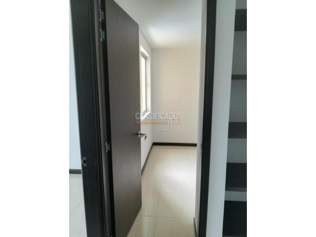 Apartamentos, Venta en Pereira