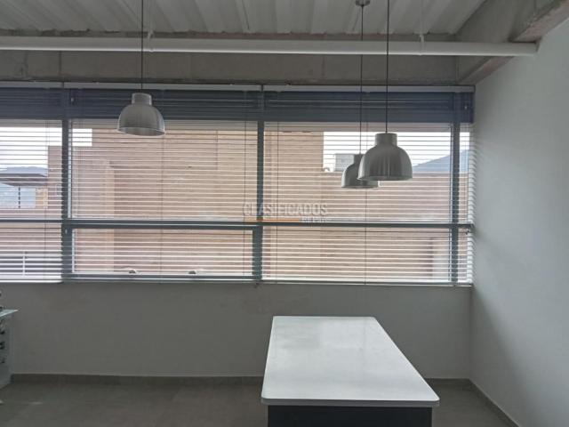 Oficinas y Consultorios, Alquiler en Bogotá