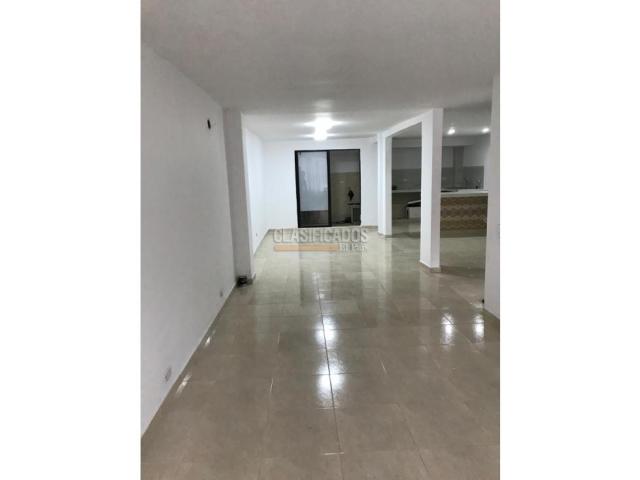 Casas, Venta en Ciudad 2.000
