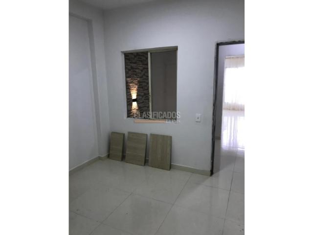 Casas, Venta en Ciudad 2.000