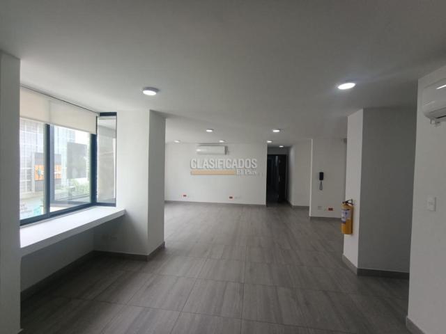 Oficinas y Consultorios, Alquiler en Centenario