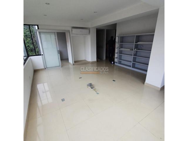 Oficinas y Consultorios, Alquiler en Centenario