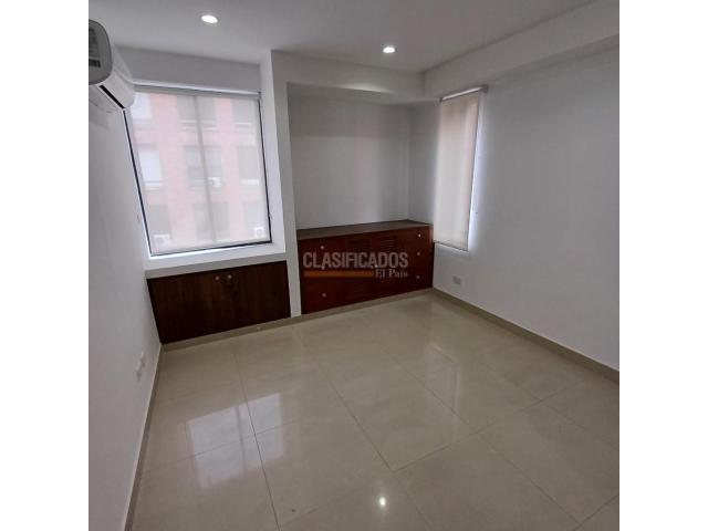 Oficinas y Consultorios, Alquiler en Centenario