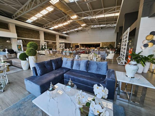 Locales y Bodegas, Alquiler en Cámbulos