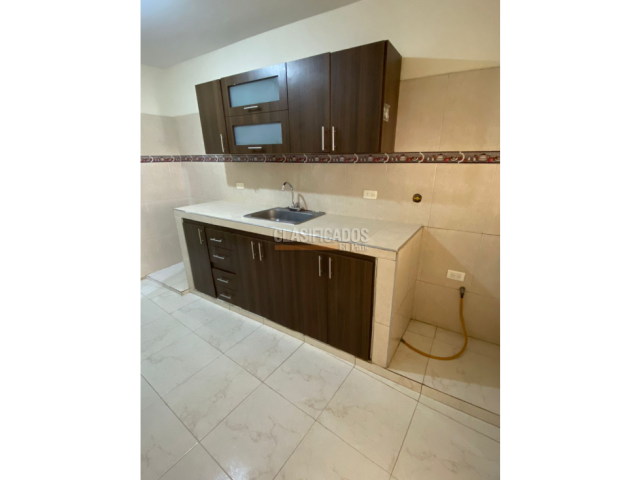 Apartamentos, Alquiler en Las Granjas