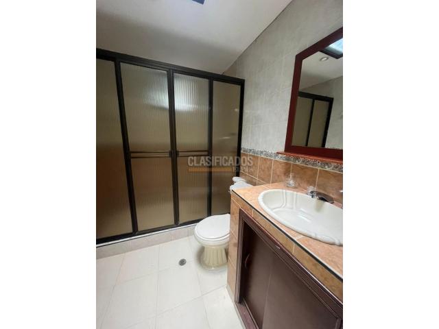 Casas, Alquiler en San Joaquín