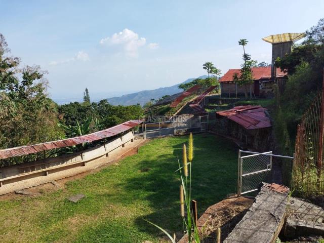 Casas, Venta en Yumbo