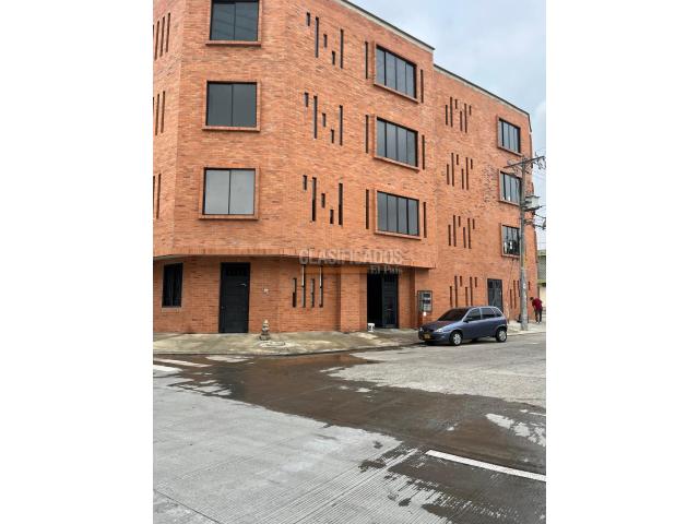 Edificios, Venta en Alameda