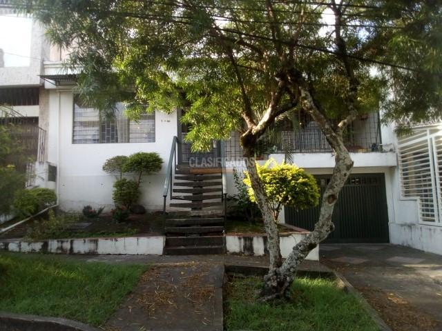 Casas, Venta en El Bosque