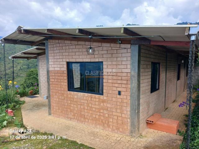 Fincas y Casas Campestres, Venta en Buga