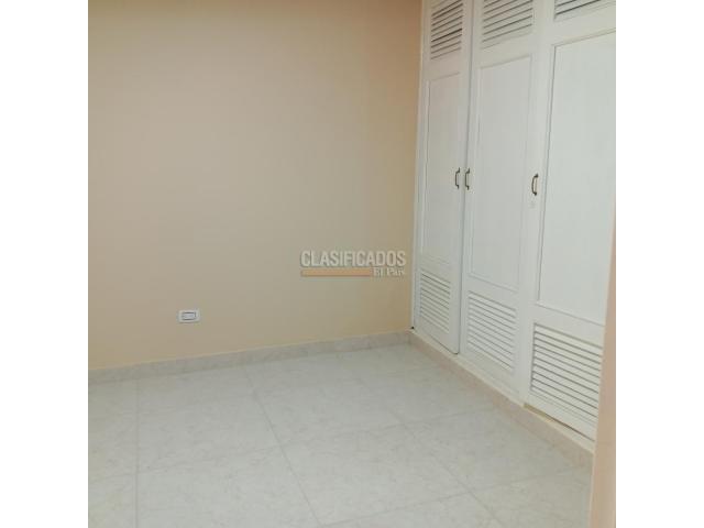 Casas, Alquiler en Prados del Norte