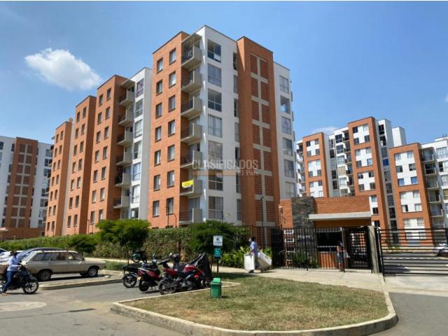 Apartamentos, Venta en Valle del Lili