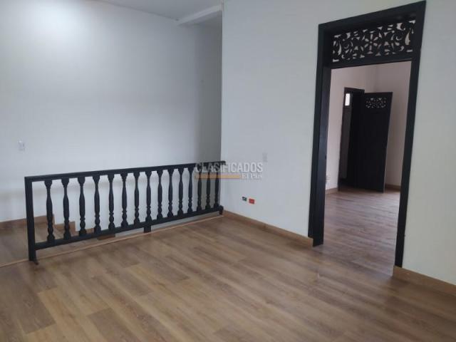 Casas, Venta en Granada