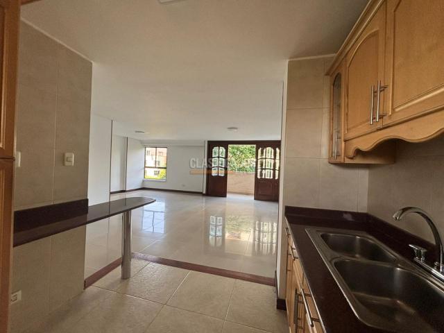 Apartamentos, Venta en Prados del Norte