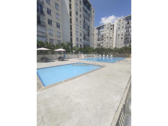 Apartamentos, Venta en Yumbo