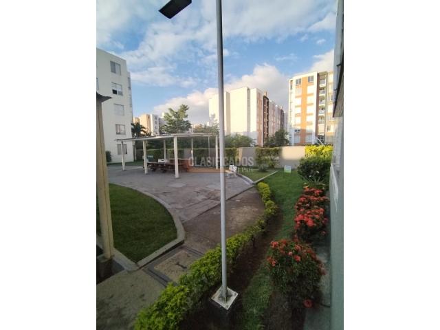 Apartamentos, Venta en Valle del Lili