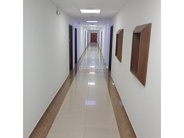 Oficinas y Consultorios, Alquiler en Bogotá