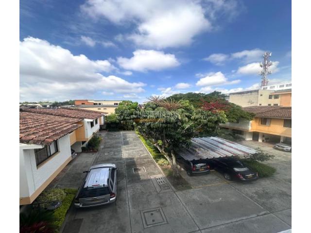 Apartamentos, Venta en Primero de Mayo