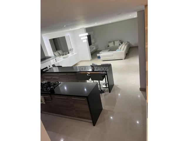 Casas, Venta en Ciudad Jardín