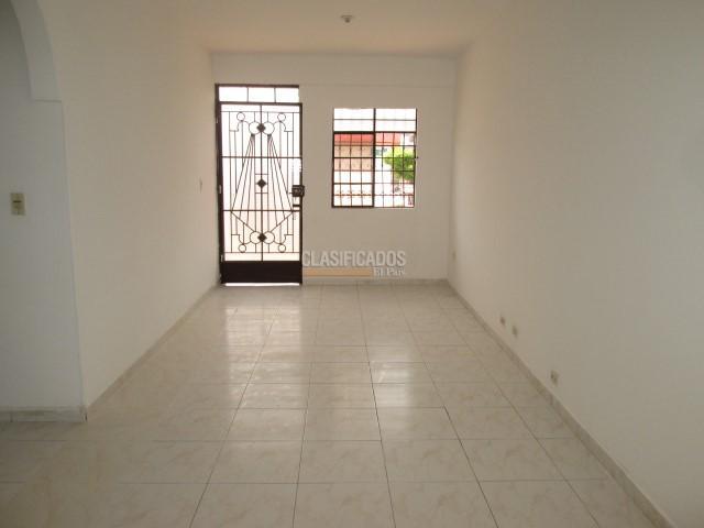 Apartamentos, Alquiler en San Antonio