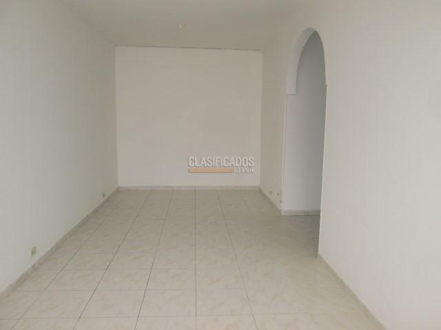 Apartamentos, Alquiler en San Antonio