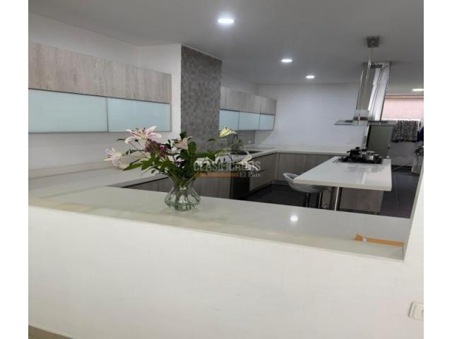 Casas, Venta en Ciudad Jardín