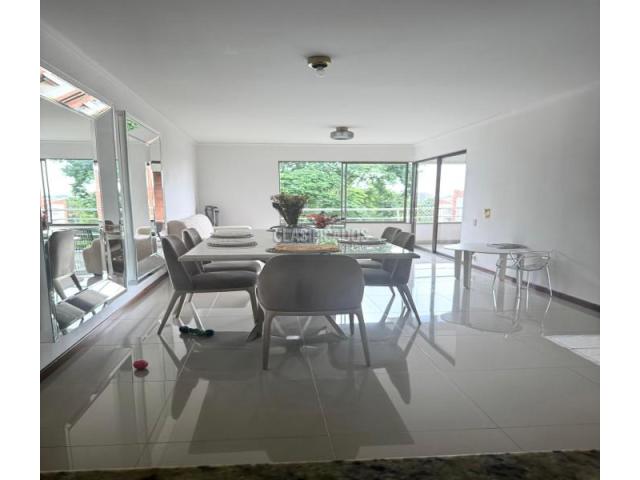 Apartamentos, Venta en Ciudad Jardín