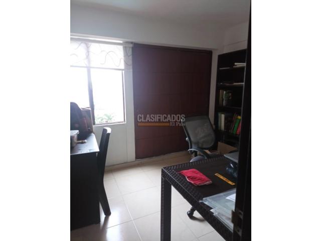 Apartamentos, Venta en El Refugio