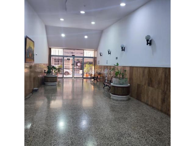 Apartamentos, Venta en Torre Aristi