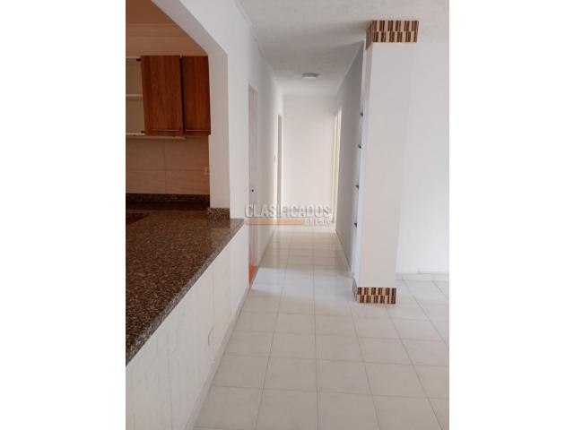 Apartamentos, Venta en Acopi