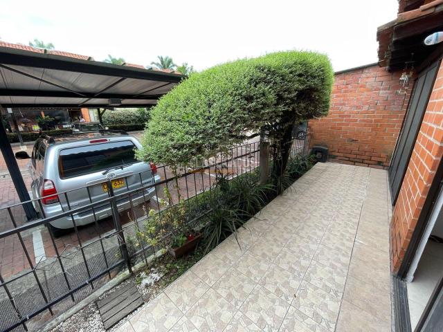 Casas, Venta en Ciudad Jardín