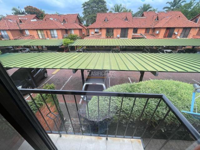 Casas, Venta en Ciudad Jardín