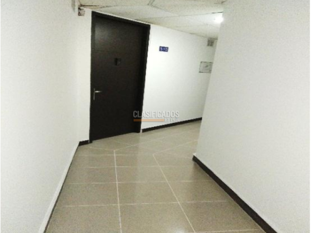 Oficinas y Consultorios, Venta en Santa Mónica Norte