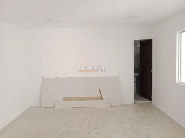 Oficinas y Consultorios, Alquiler en 3 de Julio