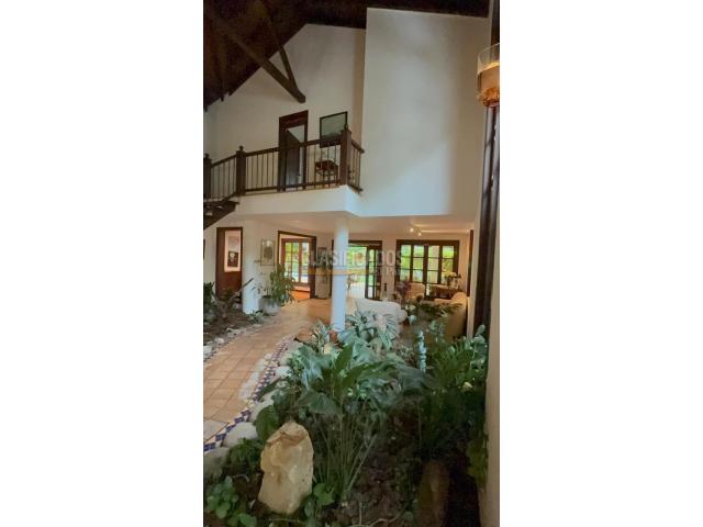 Casas, Alquiler en Pance