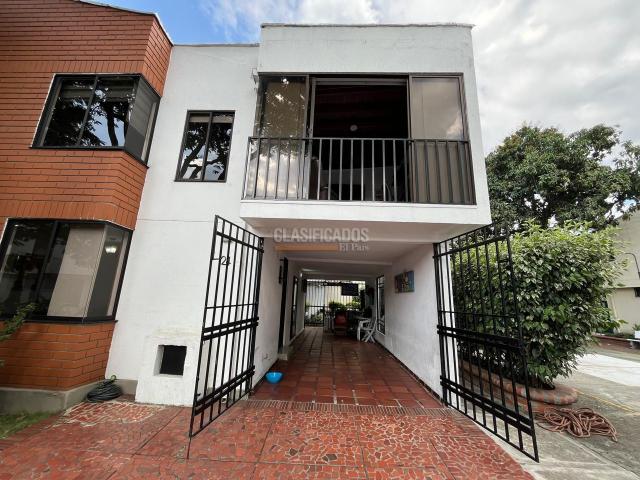 Casas, Venta en La Flora